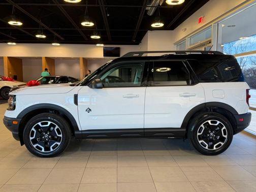 Oxford White 2022 Ford Bronco Sport Outer Banks