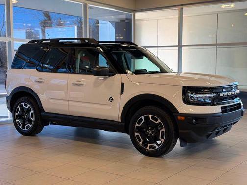 Oxford White 2022 Ford Bronco Sport Outer Banks