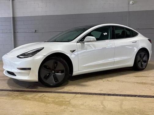 2020 Tesla Model 3 Standard Range Plus