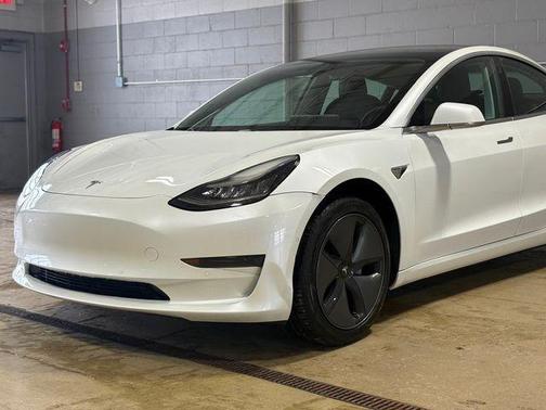 2020 Tesla Model 3 Standard Range Plus