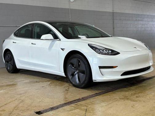 2020 Tesla Model 3 Standard Range Plus