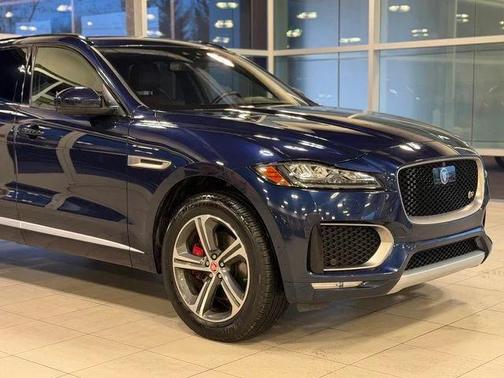 2018 Jaguar F-PACE S