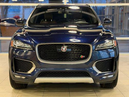 2018 Jaguar F-PACE S