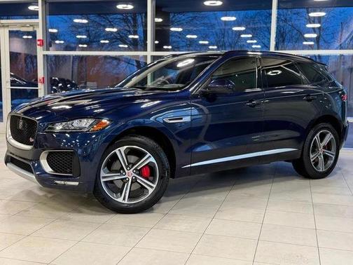 2018 Jaguar F-PACE S