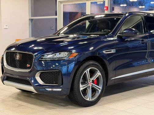 2018 Jaguar F-PACE S
