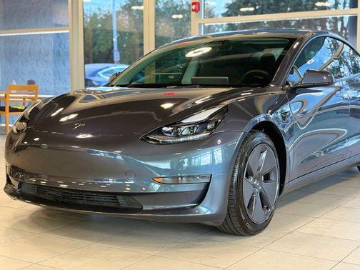 2023 Tesla Model 3 Standard Range