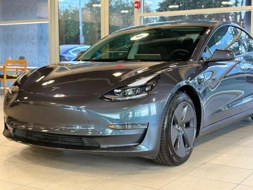 2023 Tesla Model 3 Standard Range