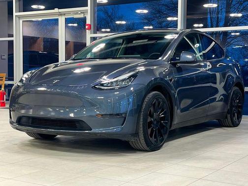 2023 Tesla Model Y Long Range Dual Motor All-Wheel Drive