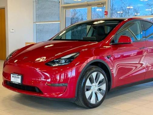 2023 Tesla Model Y Long Range Dual Motor All-Wheel Drive