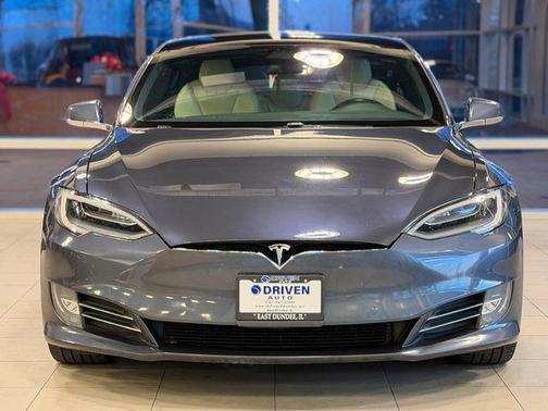 2020 Tesla Model S Long Range Plus