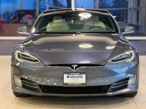 2020 Tesla Model S Long Range Plus