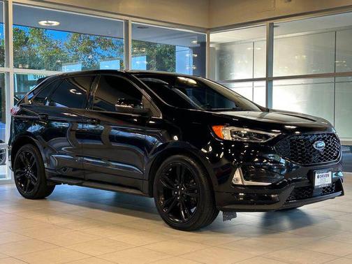 2020 Ford Edge ST