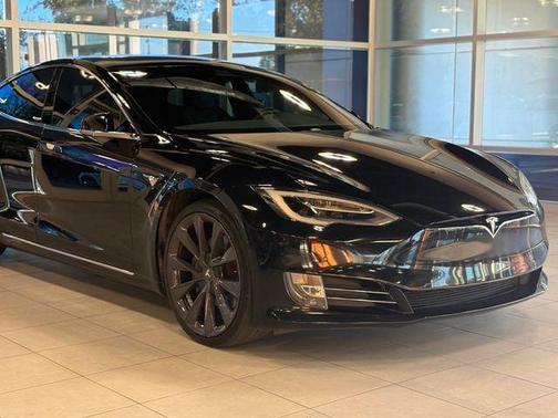 2018 Tesla Model S 90D