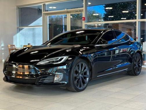 2018 Tesla Model S 90D