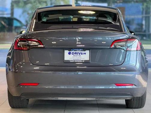2023 Tesla Model 3 Standard Range