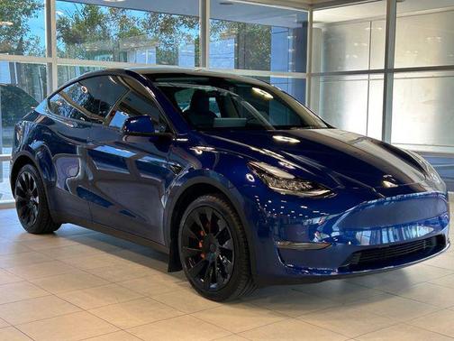 2023 Tesla Model Y Long Range AWD