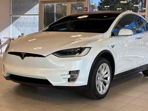 2021 Tesla Model X Long Range Plus Dual Motor All-Wheel Drive