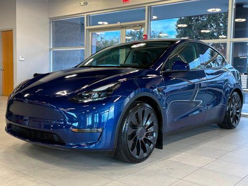 2023 Tesla Model Y Performance Dual Motor All-Wheel Drive