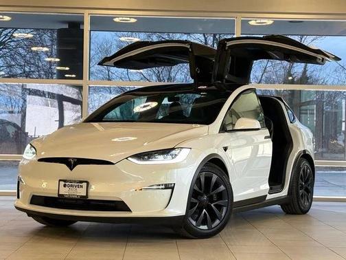 2022 Tesla Model X Dual Motor All-Wheel Drive