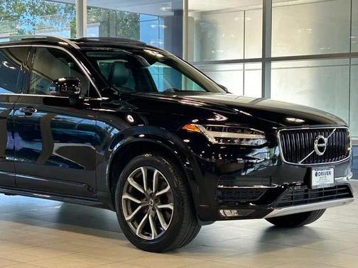 2019 Volvo XC90 T5 Momentum
