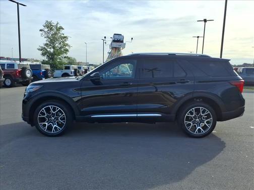 Agate Black Metallic 2027 Ford Explorer Platinum