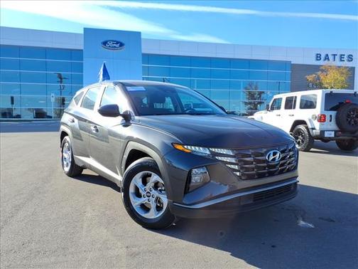 2024 Hyundai TUCSON SE