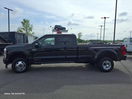 2025 Ford F-350 Platinum