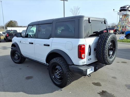Oxford White 2026 Ford Bronco Big Bend
