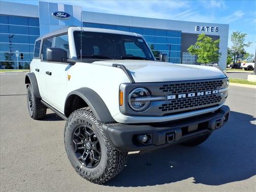 Avalanche Gray 2026 Ford Bronco Badlands