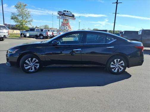 2025 Nissan Altima S