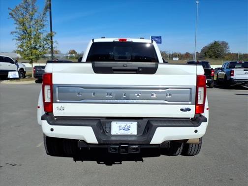 2022 Ford F-450 LIMITED