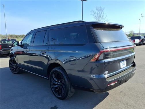 2025 Lincoln Navigator L Reserve