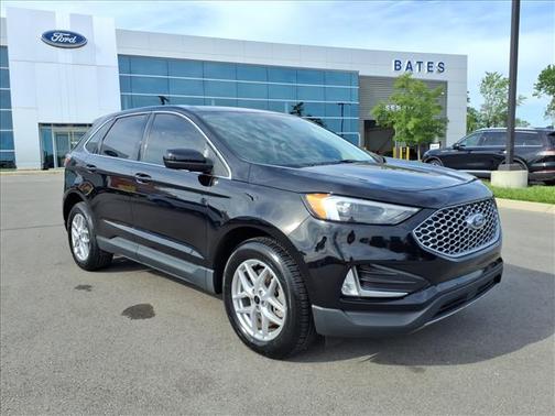 Black 2024 Ford Edge SEL