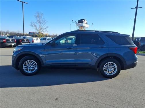 Vapor Blue Metallic 2026 Ford Explorer Active