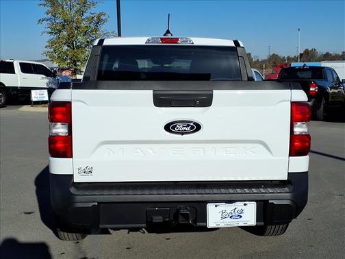 Oxford White 2025 Ford Maverick XL