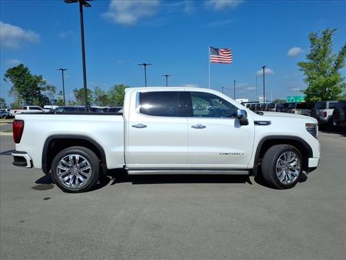 White 2023 GMC Sierra 1500 Denali
