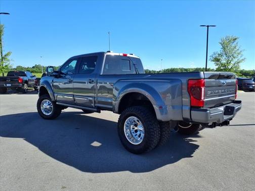 2022 Ford F-350 Lariat Super Duty