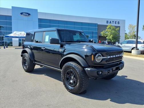 Shadow Black 2026 Ford Bronco Badlands