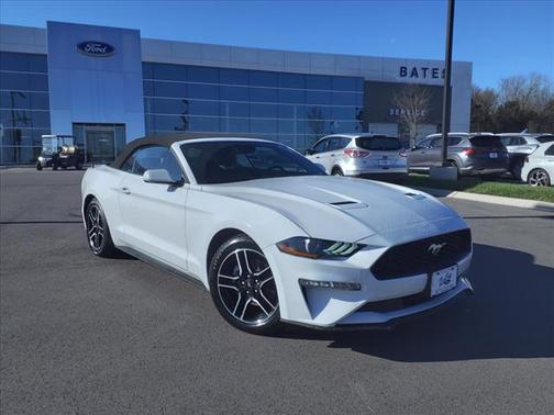 2022 Ford Mustang EcoBoost