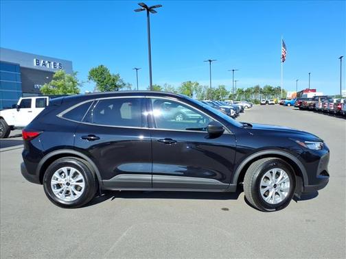 Agate Black 2025 Ford Escape Active