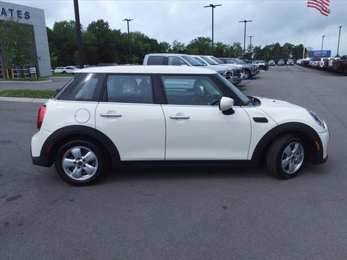 2022 MINI Hardtop Cooper