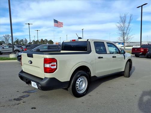 2025 Ford Maverick XL