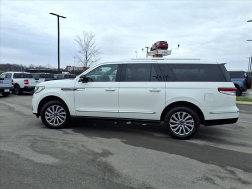 2024 Lincoln Navigator L Premiere