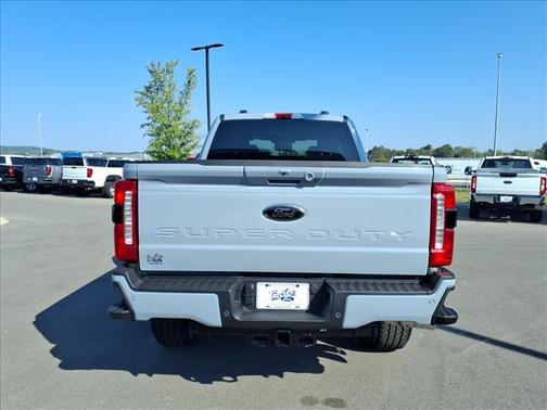 2026 Ford F-350 Lariat Super Duty