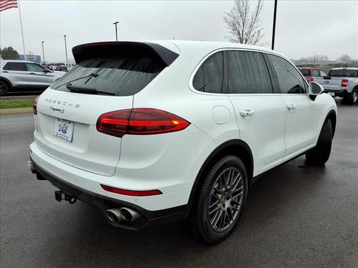 2017 Porsche Cayenne S