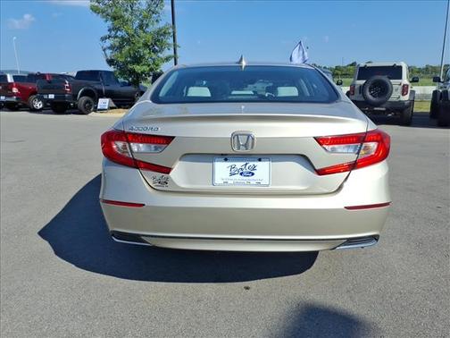 Gold 2018 Honda Accord LX