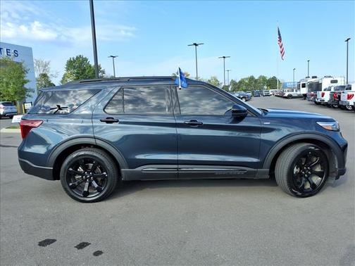 2023 Ford Explorer ST-Line