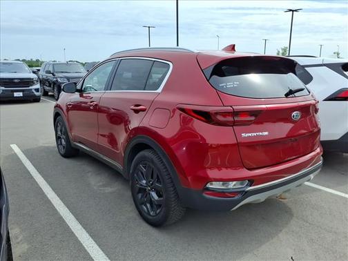 Red 2020 Kia Sportage S