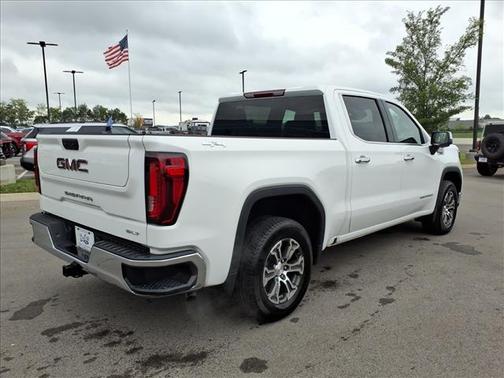 White 2025 GMC Sierra 1500 SLT