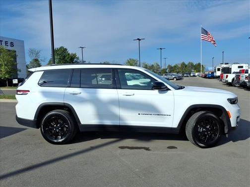 2024 Jeep Grand Cherokee L Laredo